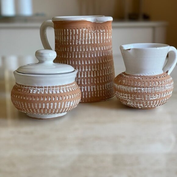 Mid Century Modern Geometric pattern White Glazed pottery set - Picture 16 of 16